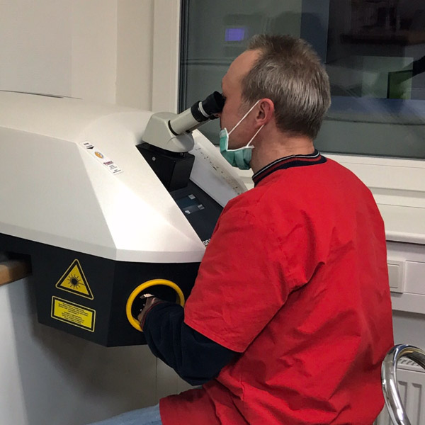 img-droessler-content-laser